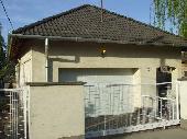 �ll�n tulajdonost�l elad�
